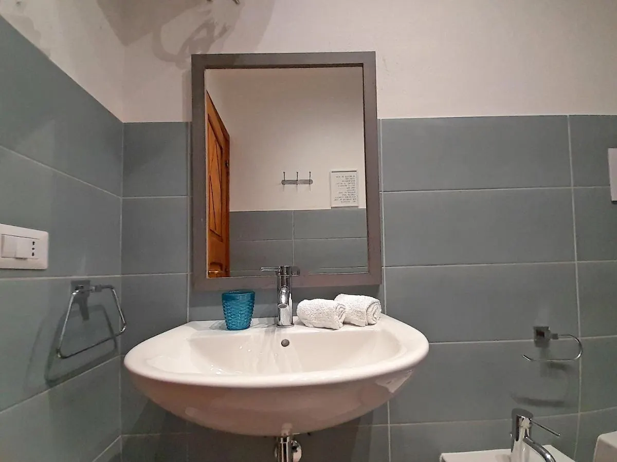 10 F-Appartamento Con Veranda Vicino Al Mare Cannigione 0*,